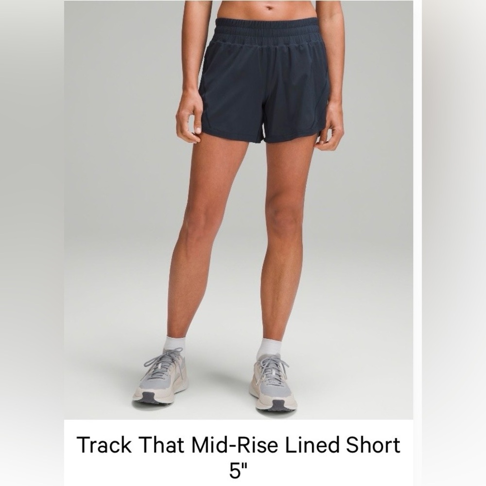 Navy lululemon athletica - Track That Mid-Rise 5 in Lined Shorts